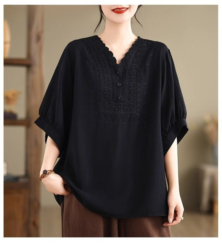 ゆったり着られるレディース大きめサイズ半袖シャツの素材感