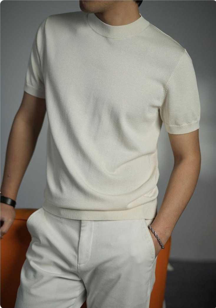 高級感あるシルエットのメンズニットTシャツ