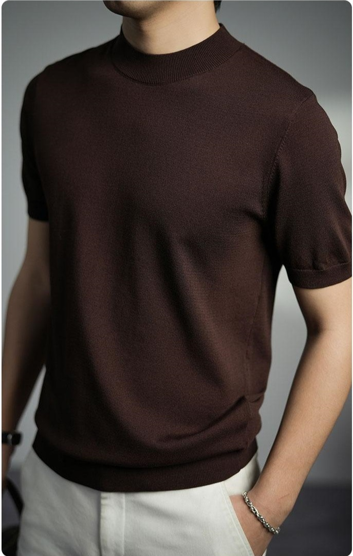 ビジネスカジュアルにも使えるメンズニットTシャツコーディネート例