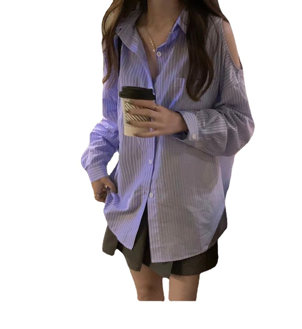 女性のためのオフショルダーストライプシャツトップス春と秋の新デザインニッチファッション長袖シャツ