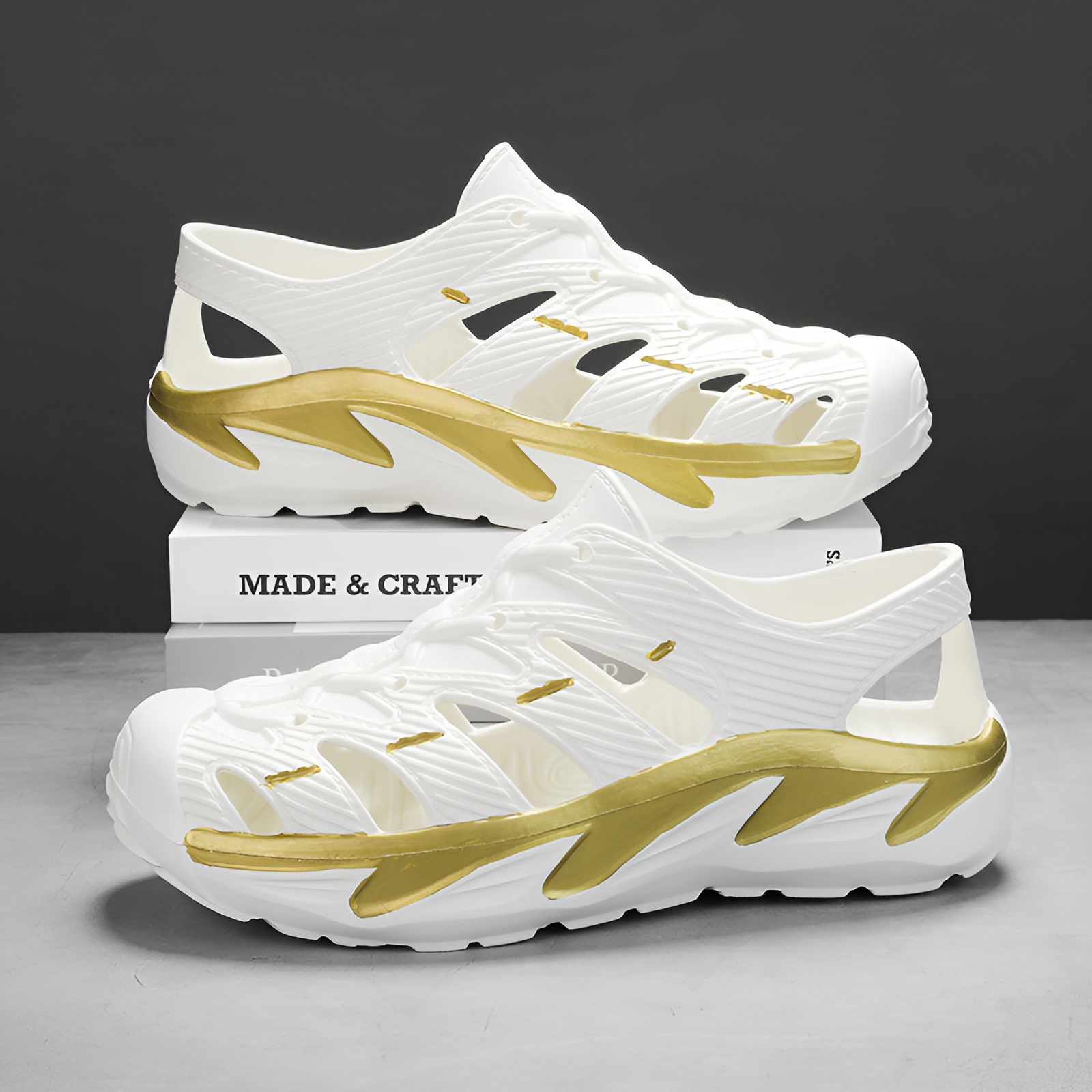 メンズ夏用アウトドアサンダル、流行の包頭スポーツサンダル、ビーチサンダル、ホールシューズ、滑り止め防水サンダル、軽くて歩きやすいシットアンドクリークシューズ