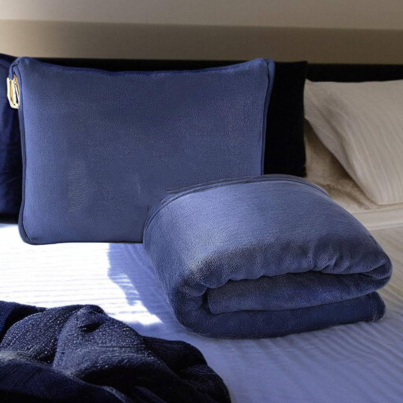 航空機内で使えるふわふわ毛布