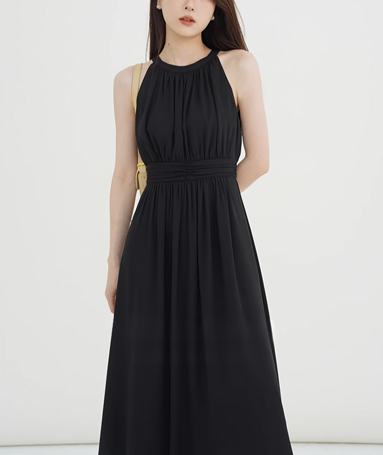 モデル着用着痩せワンピース正面