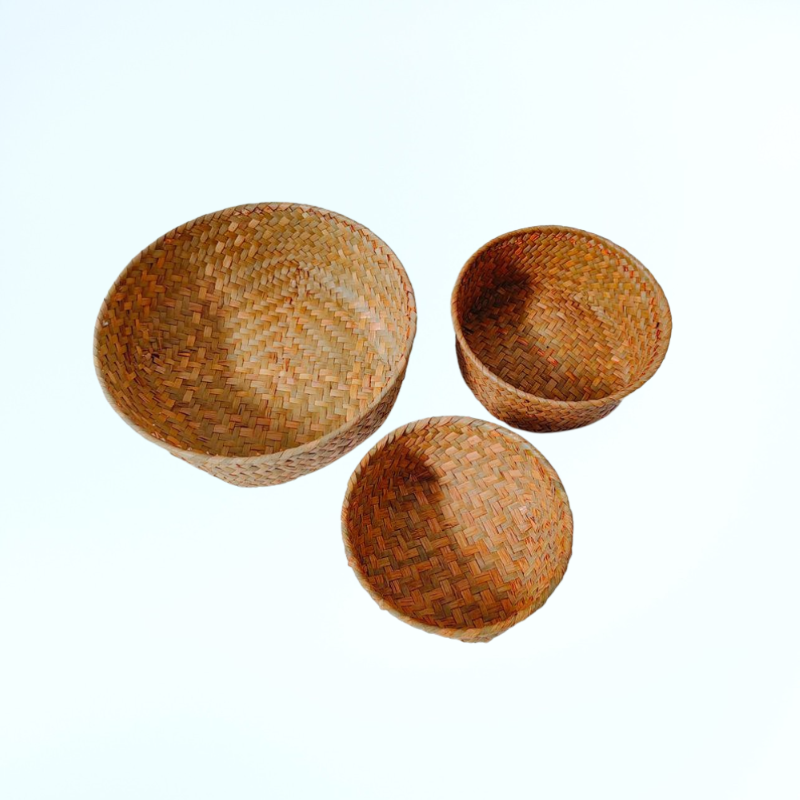 해초로 엮은 생활용품 수납 바구니