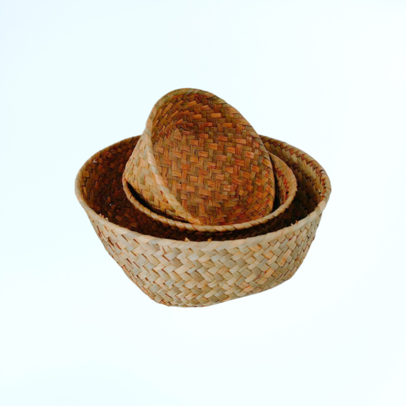 해초로 엮은 생활용품 수납 바구니