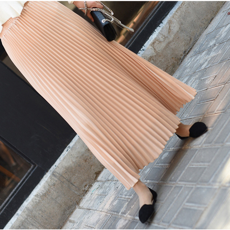 プリーツスカート