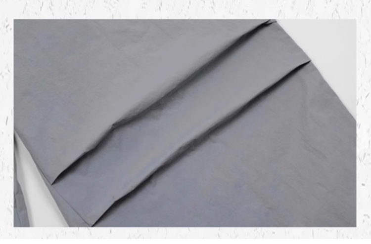 快適な履き心地のパラトルーパーパンツ生地アップ