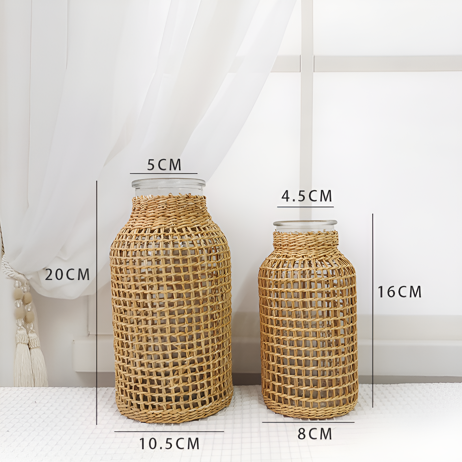 水耕栽培用のストローガラス花瓶のディテール