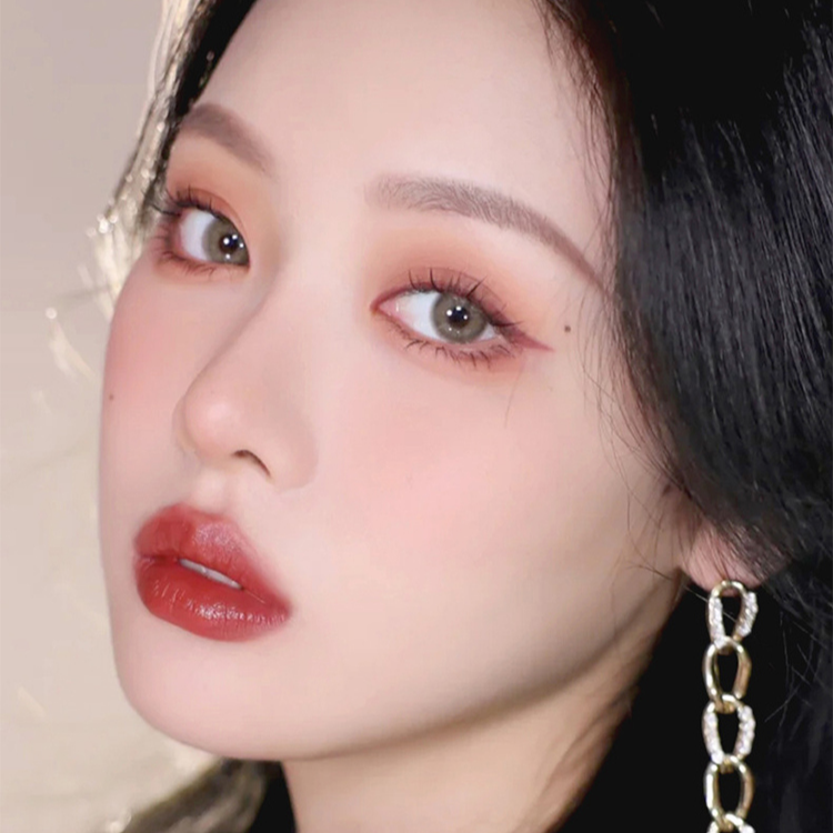 【0.5 Second Quick Dry】Huameizi Five-Color Silky Eyeliner Pen