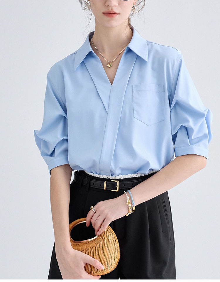 편안한 착용감의 여성 반소매 셔츠