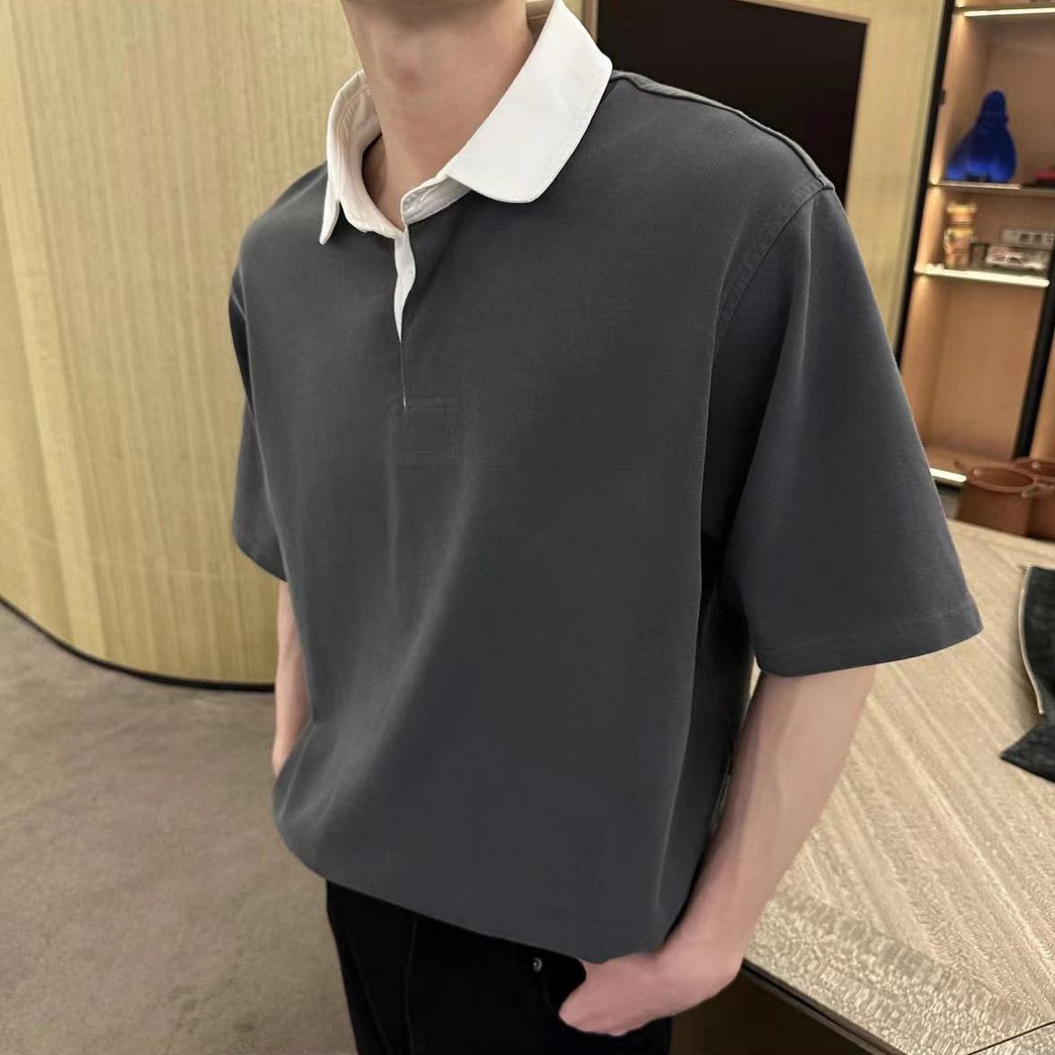 Kurzarm T-Shirt aus Baumwolle mit Polokragen, vintage-gewaschen