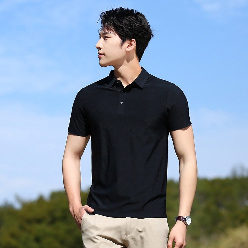 Er war im sommer polo ohne titel