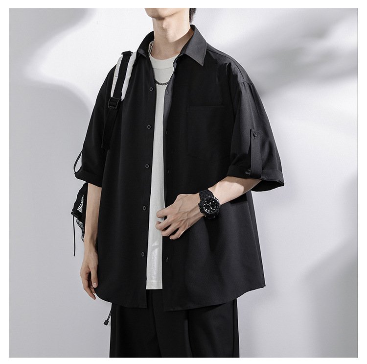 夏に最適な薄手ルーズシャツ