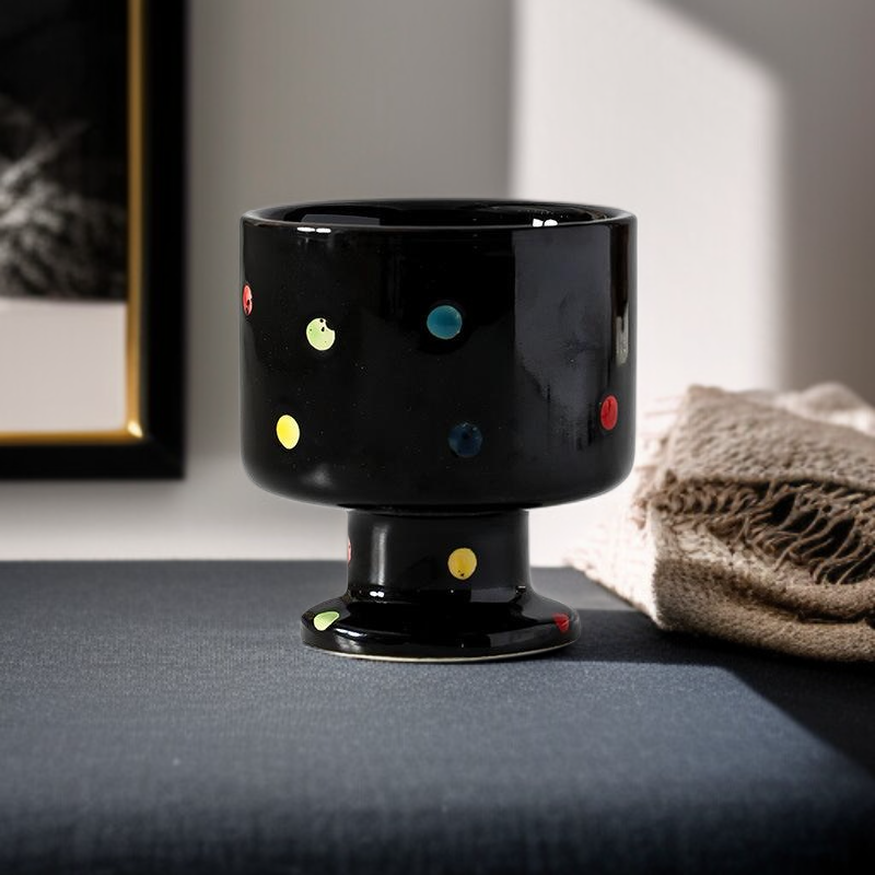 심플하고 아름다운 머그 장식