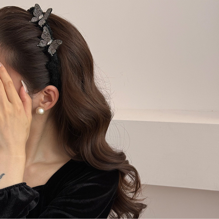 블랙 나비 집게핀 반묶음 헤어핀 여성용