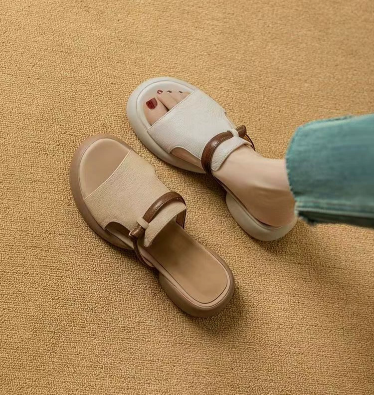 レディースレザーサンダル正面画像