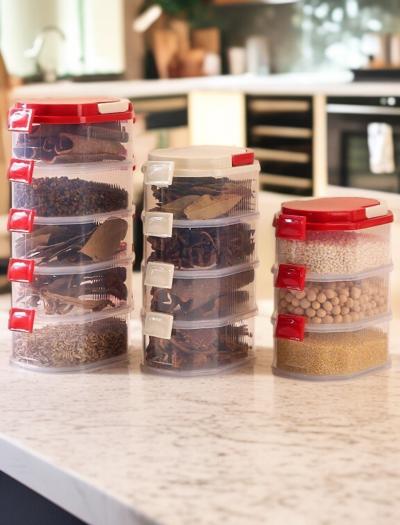 스푼이 포함된 실용적인 향신료 보관함