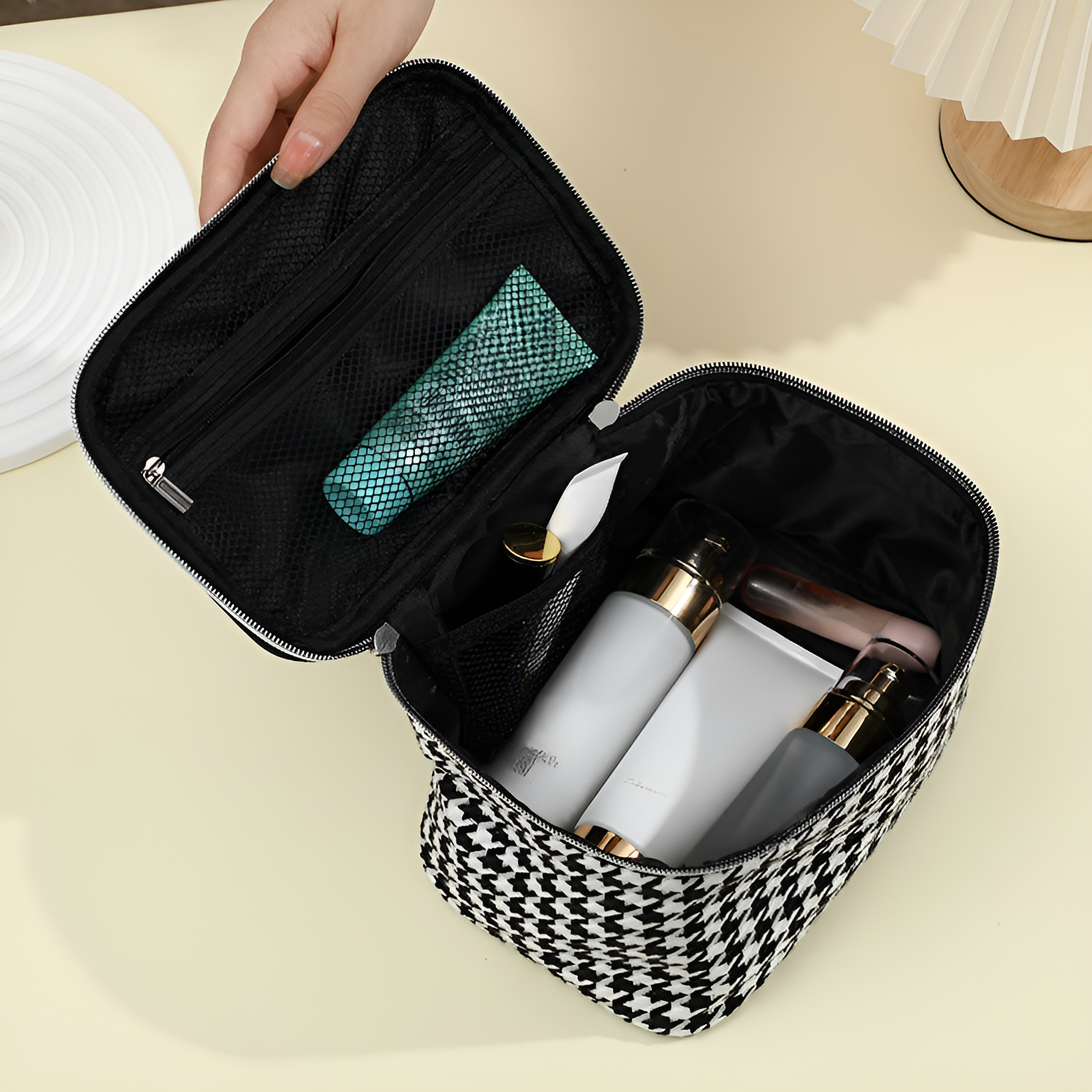 千鳥化粧ポーチ レディース 携帯便利 超人気 大容量 化粧品収納バッグ 手持ち トイレタリーバッグ 旅行
