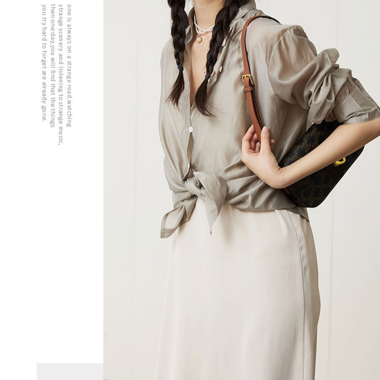 極薄日焼け止めシャツ