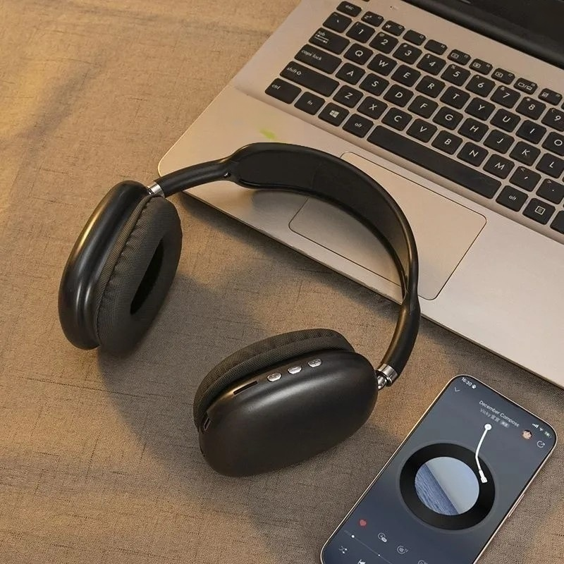 Bluetooth photography props retro futuristic headset headphones