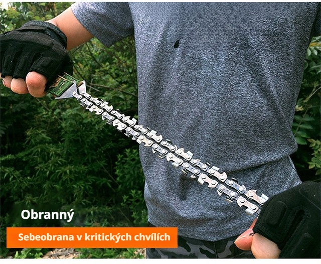 Ruční řetězová pila v outdoorovém prostředí