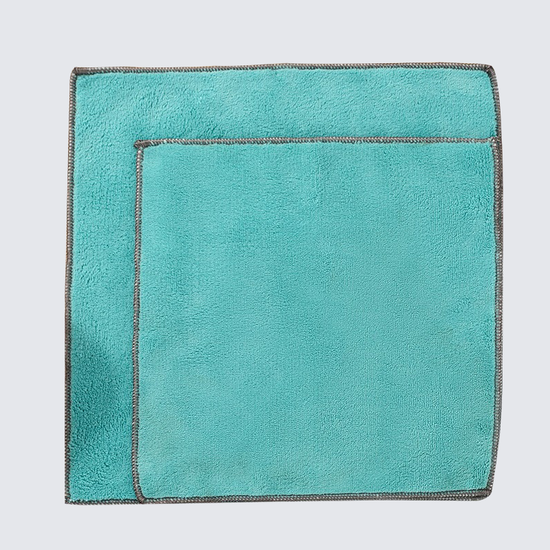 Silná oboustranná čisticí podložka z korálového fleecu