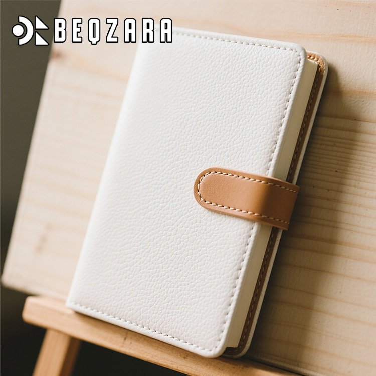 고급스러운 미니멀리스트 노트 내지