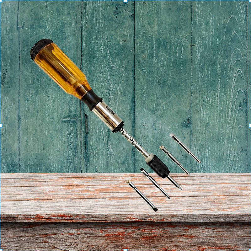 【簡単にネジを締める】プッシュ式ドライバー