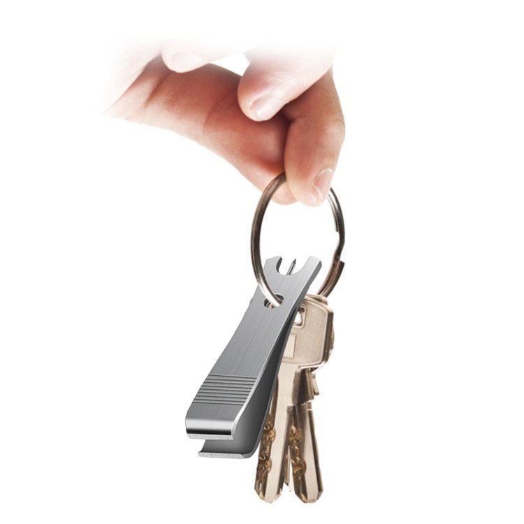 釣りバッグに取り付けたラインカッター