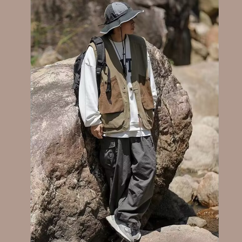 機能的なスタイルの男性用ゆったりノースリーブベスト マルチポケット・ジップ・ワークベスト