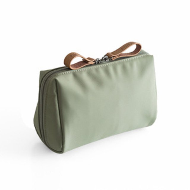 ポータブル化粧ポーチ