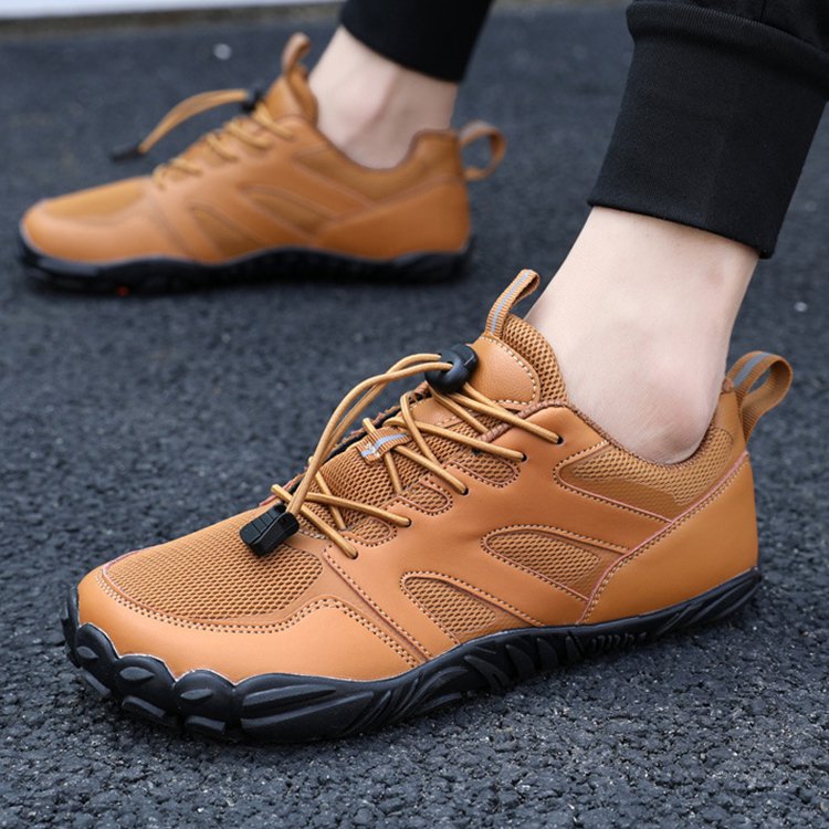 أحذية في الهواء الطلق