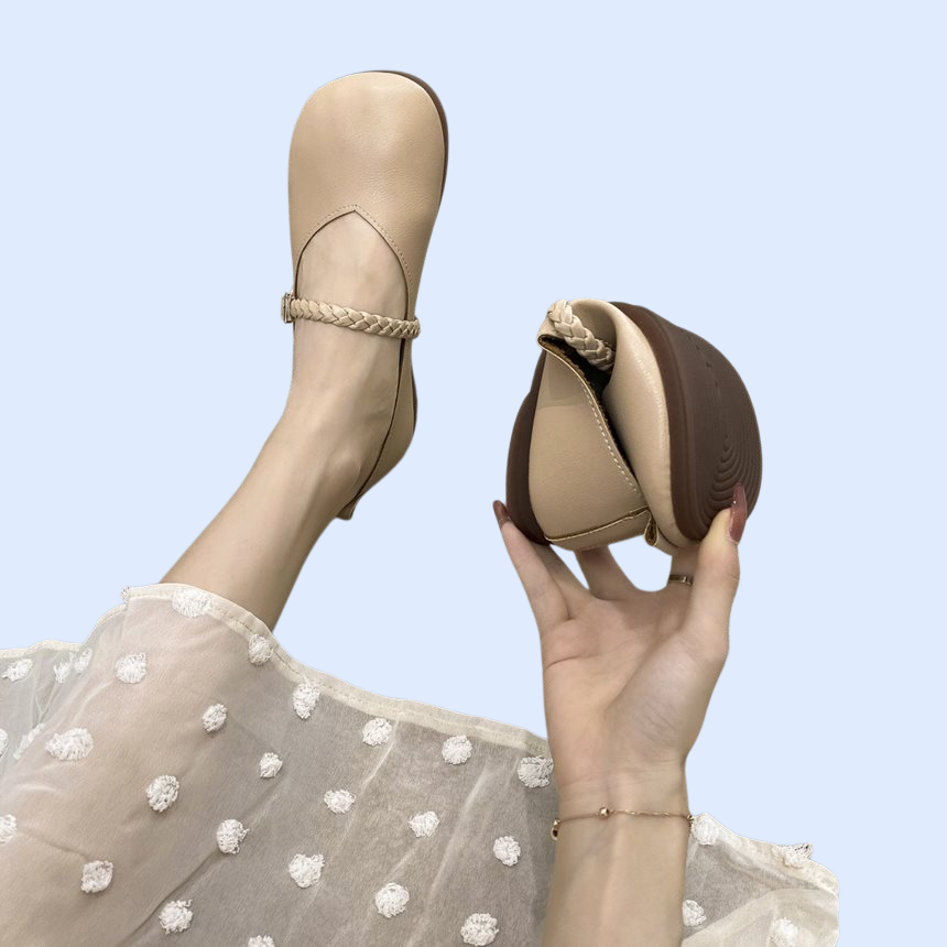 スクエアトゥフラットシューズ