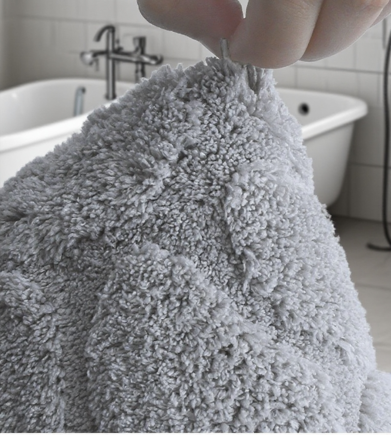 อุปกรณ์กันลื่นประตูห้องน้ำในบ้าน