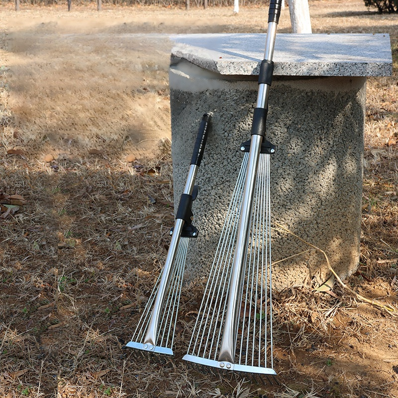ステンレス製の草刈りレーキ