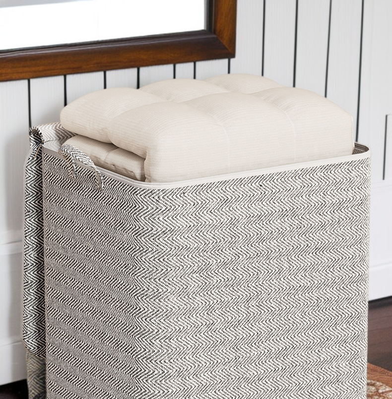 家庭用収納バッグで引越しの荷物を簡単収納