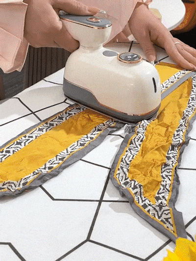 【단 93대 남음】핸디 스팀 다리미 가볍고 휴대 간편, 한 번 밀면 주름이 사라지고 옷이 즉시 새것처럼!