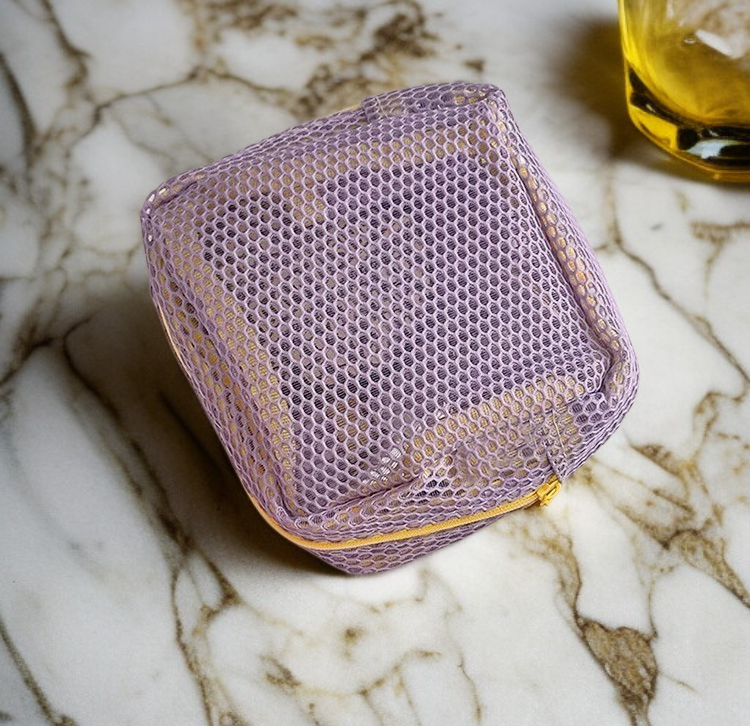 실용적인 여행 수납 가방 사용 예시