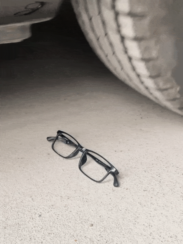 乱視・近視・遠視対応の多機能ブルーライトカットメガネのパッケージ写真