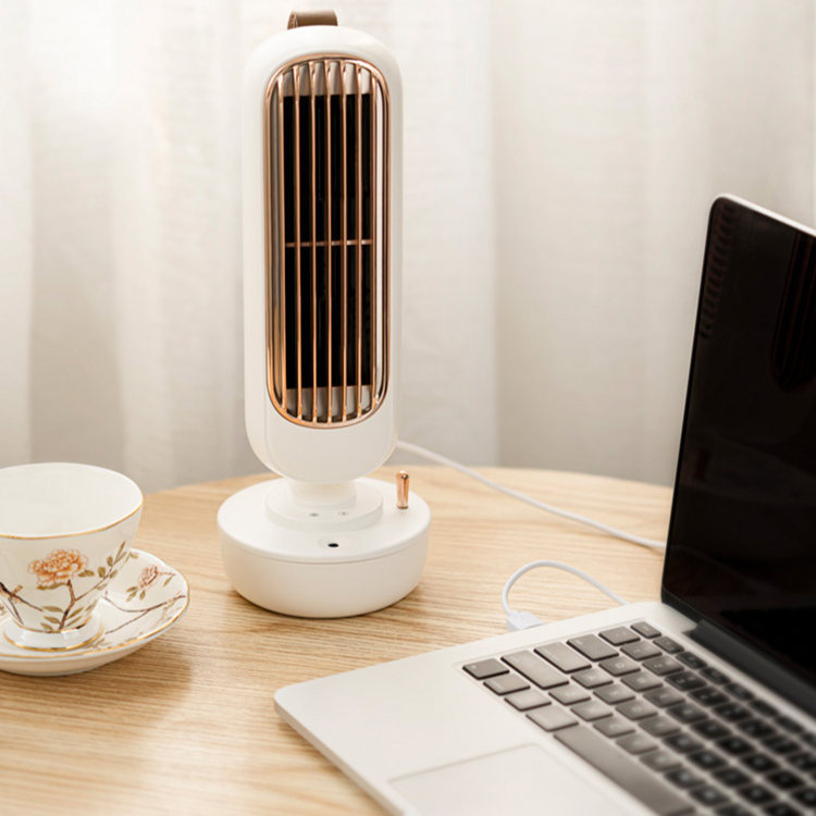 【加湿器＆卓上冷風機】1台2役　加湿機能　風量3段階　温度が下げる　強いパワー　USB接続