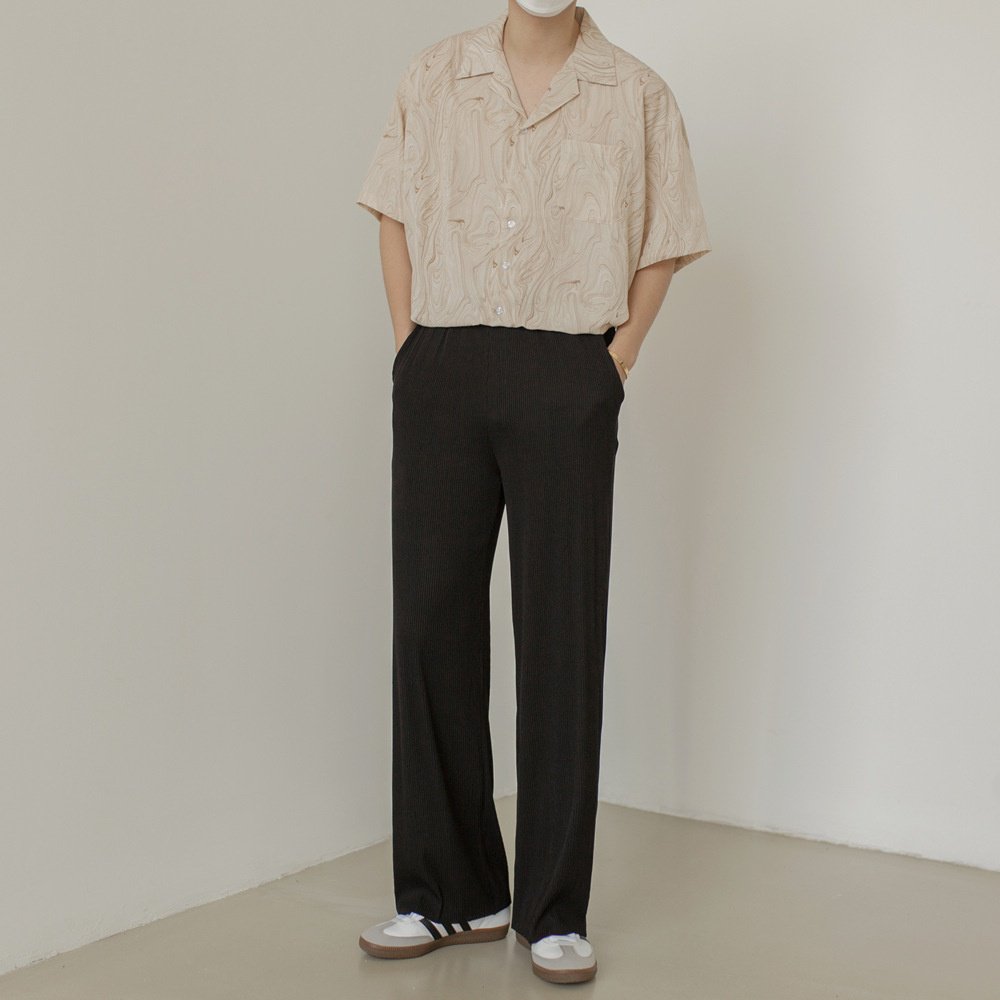 잔꽃무늬 남자 박시 반팔 셔츠 디테일