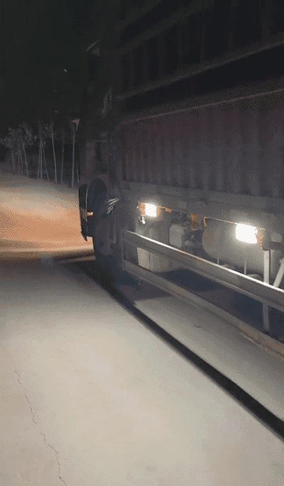 HFH-【安全护航】超亮行车示宽警示安全灯_05-1.gif