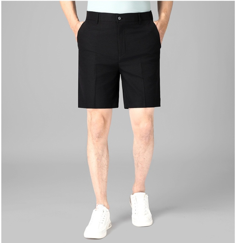大人の男性向けビジネスショートパンツ