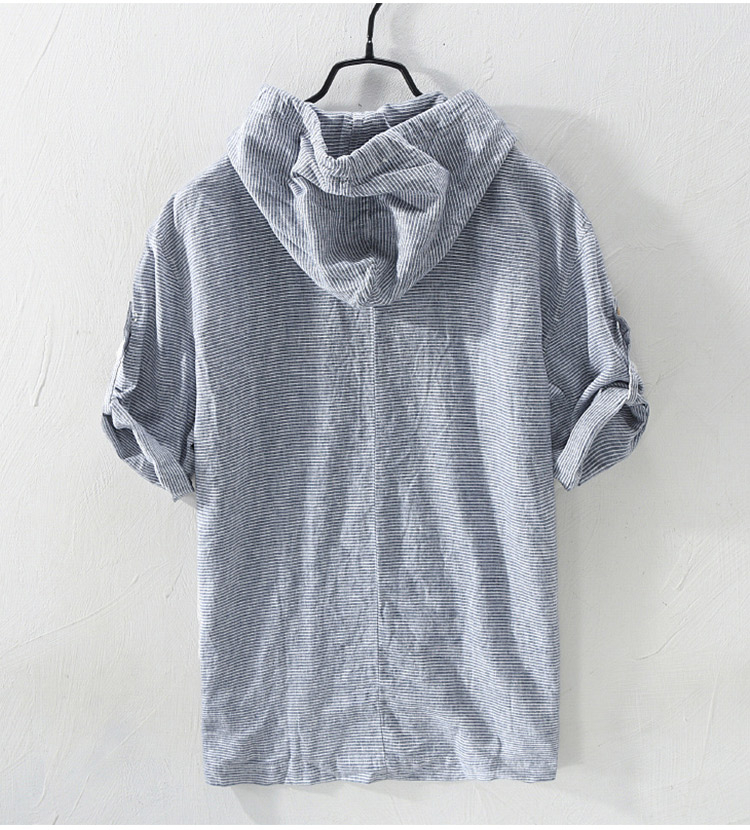 多用途に使える無地フード付きパーカー