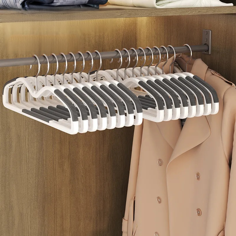 多機能ハンガー プラスチック製ワイドショルダーと厚手の服サポート 回転式ノンマーキングハンガー ウェット ドライハンガー