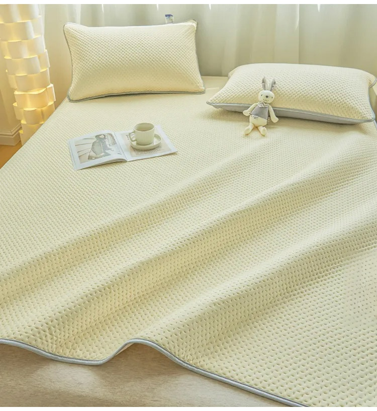 抗菌防臭機能付き冷感敷きパッド