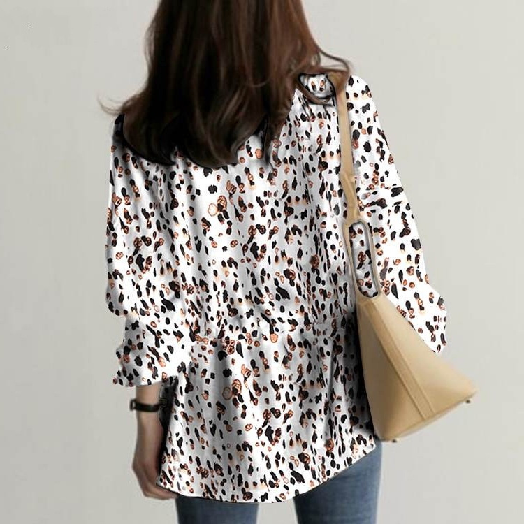 ヨーロッパとアメリカのゆったりとした豹柄プリントシャツ長袖トップス秋の女性用Vネックカジュアルフルスリーブシャツ