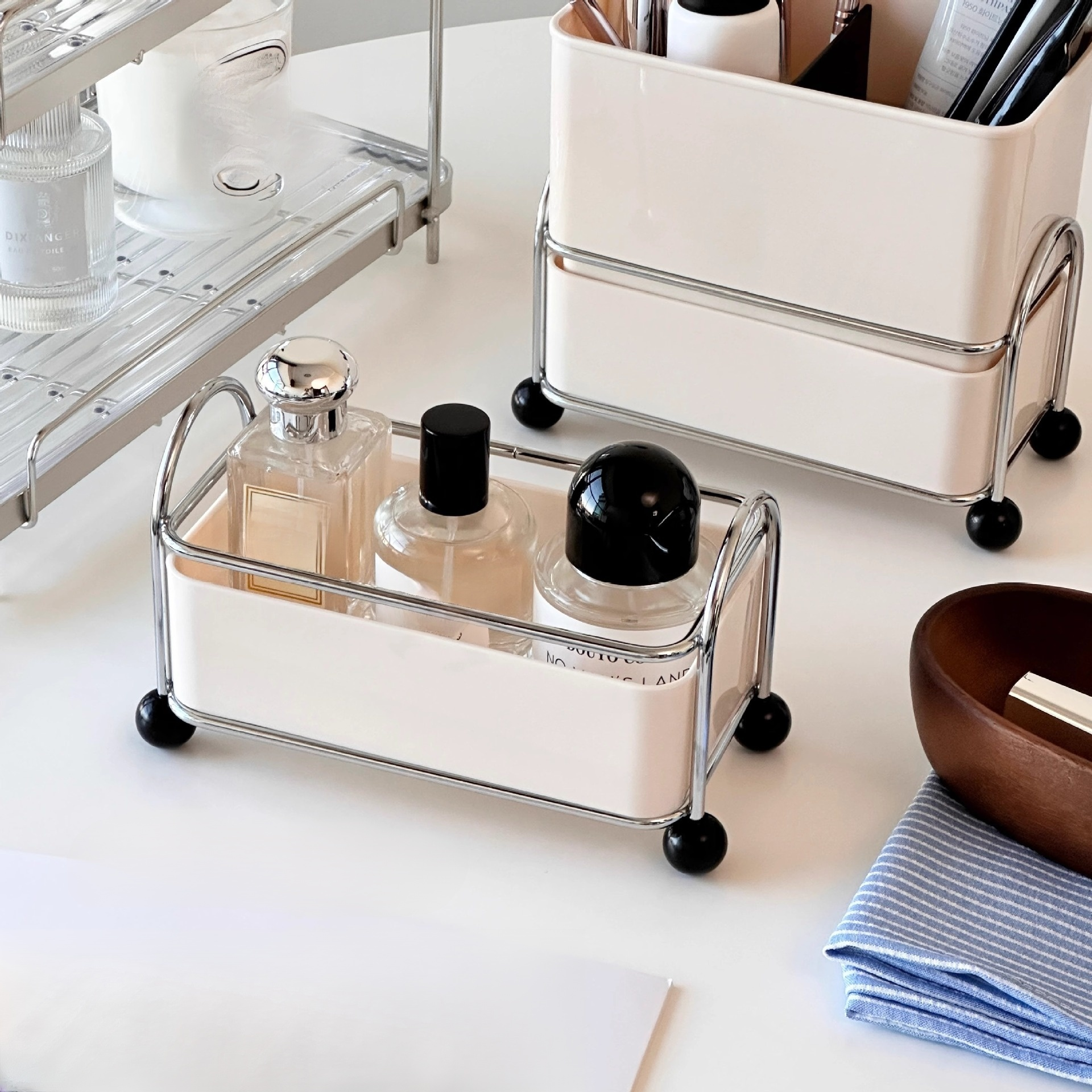 デスクトップ用コンパクト収納ボックス