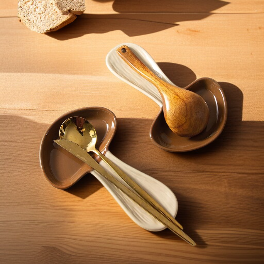 버섯 모양 숟가락 배치 트레이