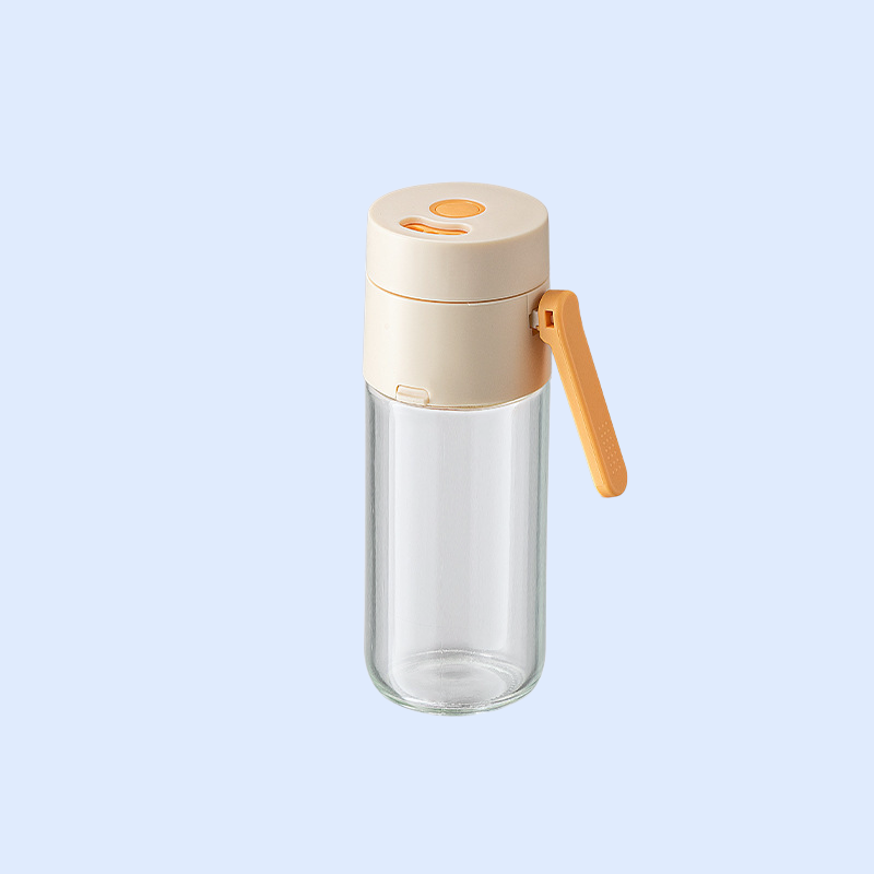 定量とふりかけの両用スパイスボトル